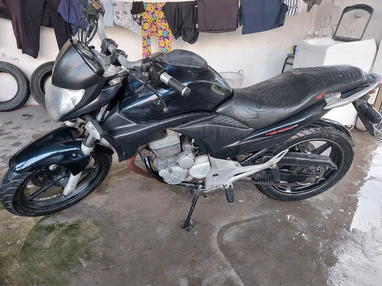Vendo CB300
