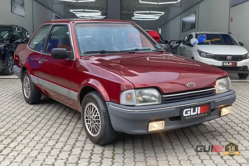 Ford Verona 1.8 GLX - Muito Original, Conservado e com AR CONDICIONADO