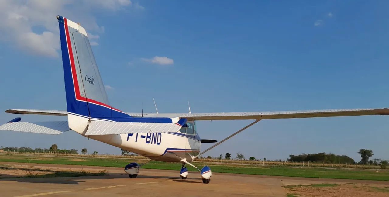 Avião Cessna 172B ano 1961 com motor de 145 HP, no MT - Foto 12