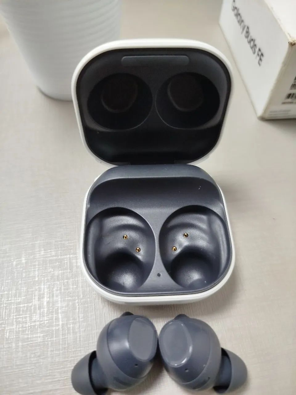 Fone de ouvido Samsung Galaxy Buds FE - Foto 2