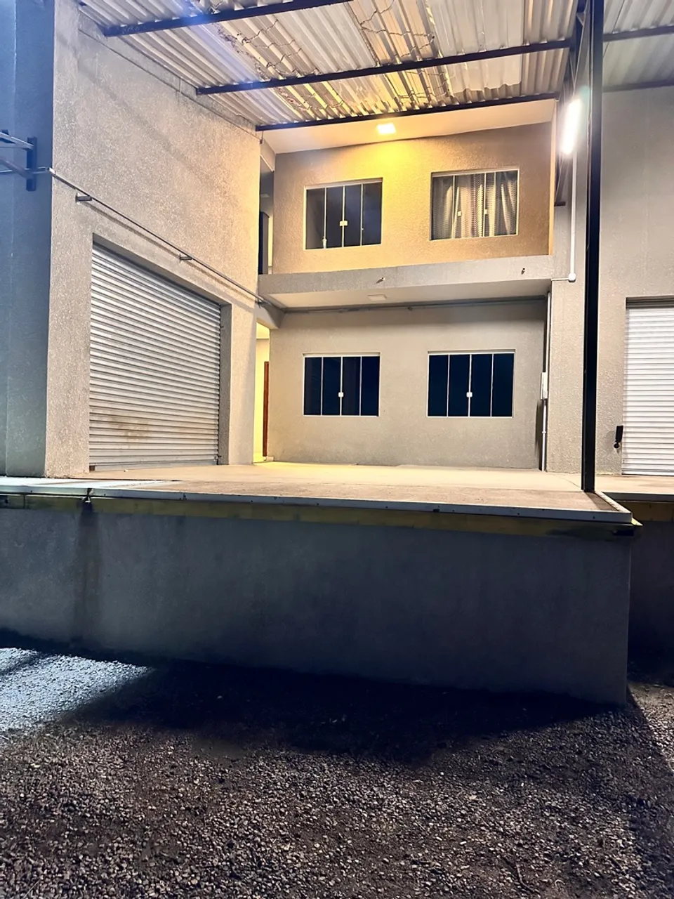 Alugo quarto