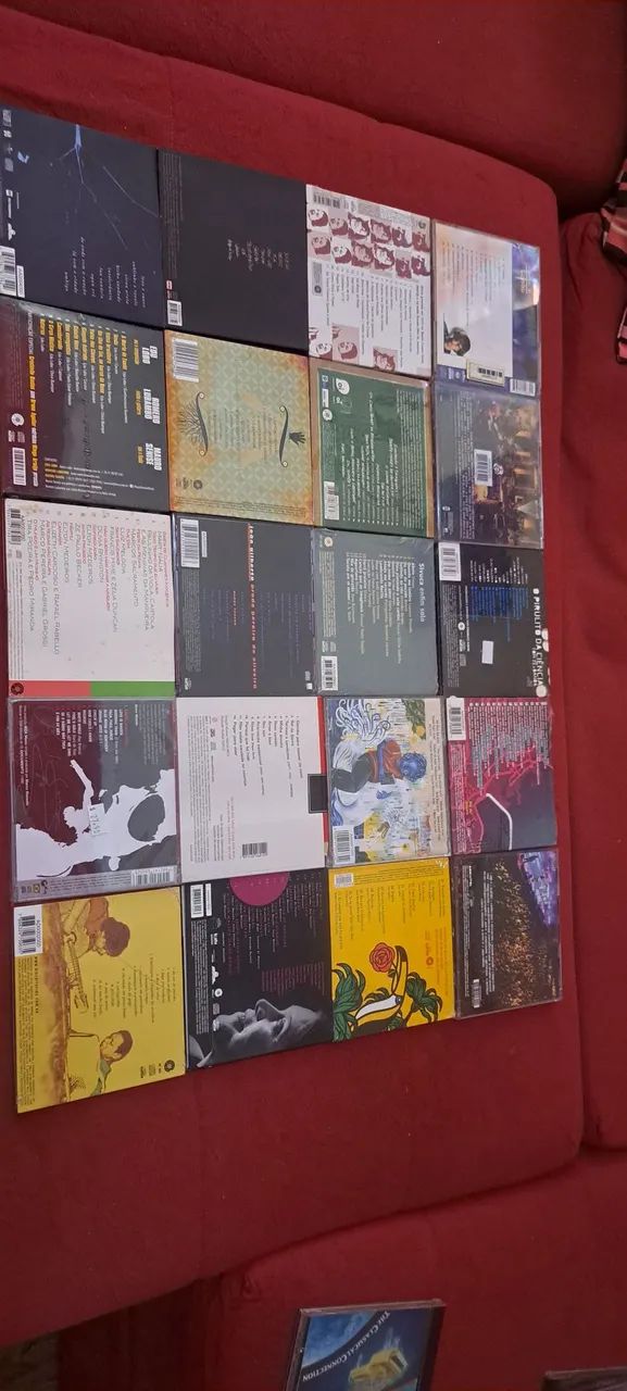 20 cds lacrados originais 20,00 cada. - Foto 4