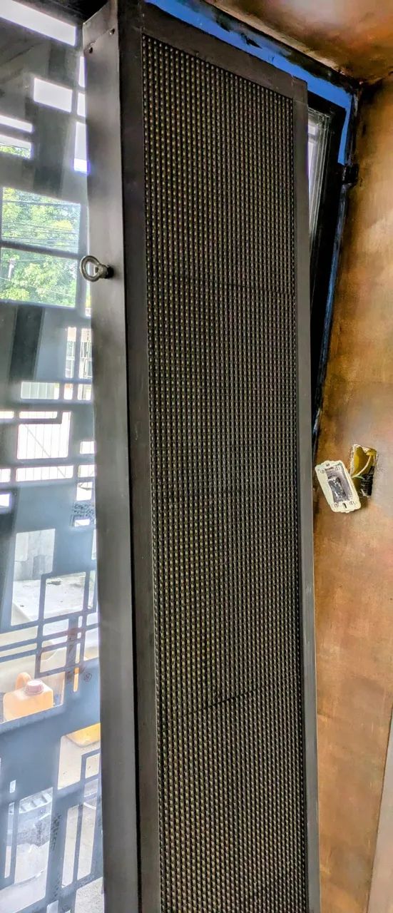 Painel LED para Anúncio 1,92 x 32cm Excelente estado à prova d'agua - Foto 2