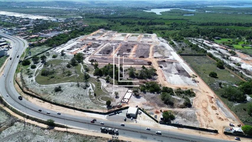 Lotes entre 240m² e 450m² em condomínio sofisticado na Praia do Francês - Condomínio Kenai