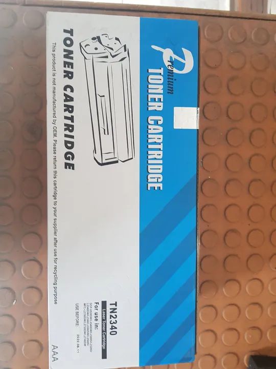 Cartucho de Toner TN2340 Premium novo com a caixa lacrada. 