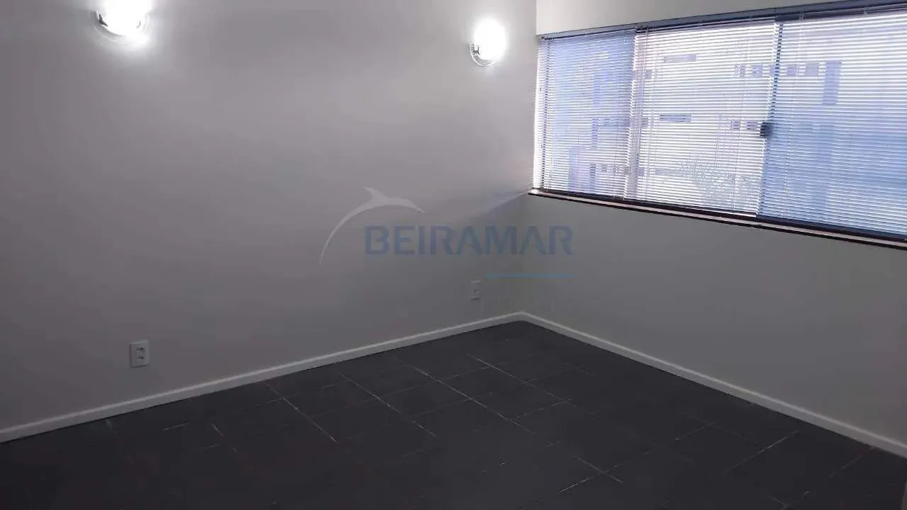 Apartamento de 03 quartos disponível para aluguel no Cruzeiro Novo. Agende sua visita!