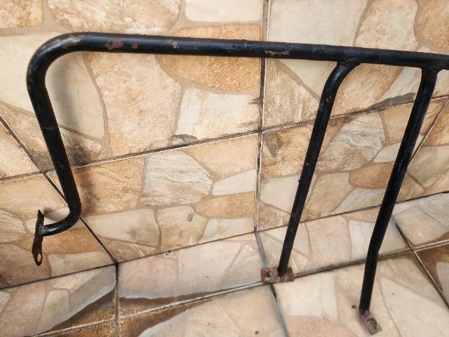 Barra de apoio do bancos da Trafic - Foto 3