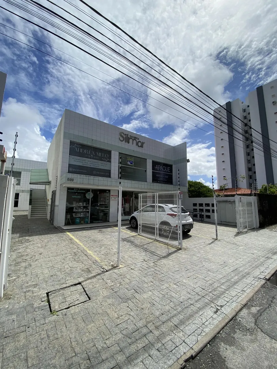Sala para alugar na Galeria Silmar, bairro Salgado Filho