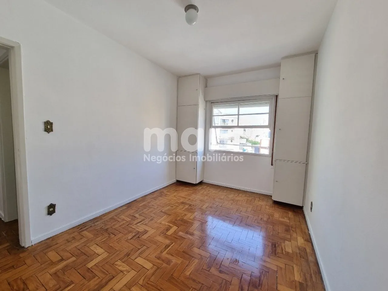 APARTAMENTO/STUDIO PARA LOCAÇÃO COM 1 VAGA NA ACLIMAÇÃO.