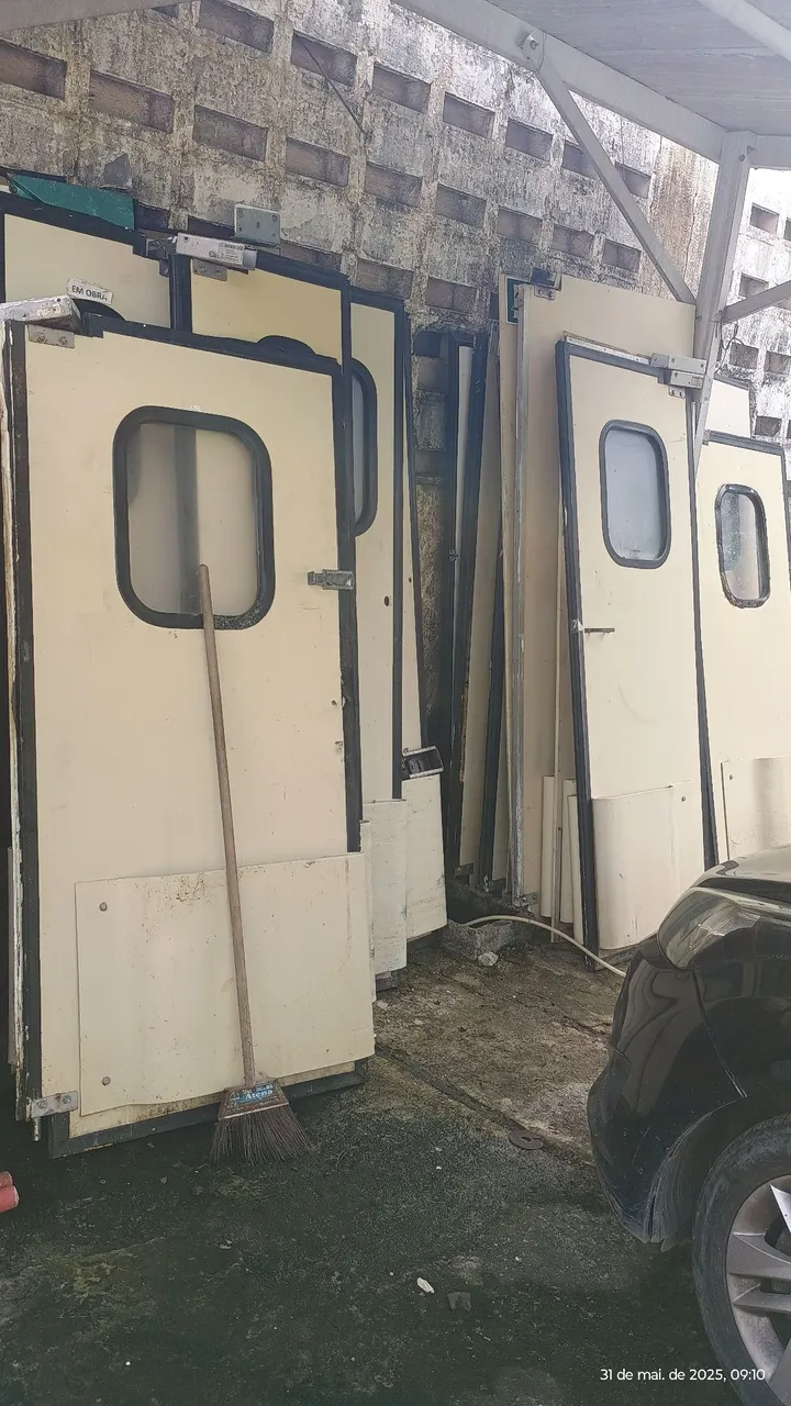 Porta vai e vem ABS rígido para cozinha