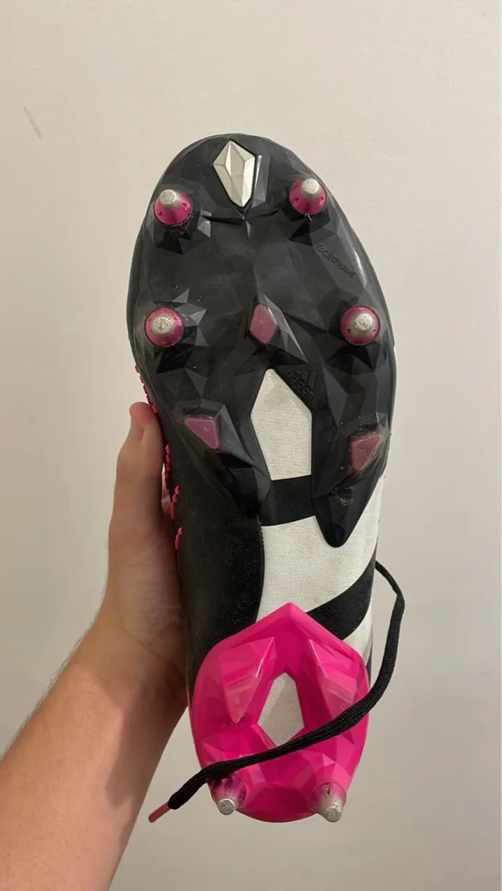 Chuteiras Adidas Predator 42 PROFISSIONAL trava de alumínio - Futebol - Foto 2
