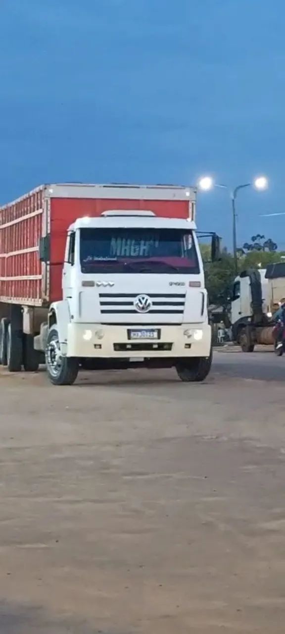 Caminhão boiadeiro Volks 17-210 - Foto 3