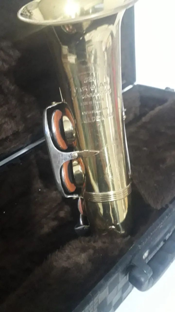 sax alto parisian ambassador  made in france  aceito  troca por sax tenor - Foto 2