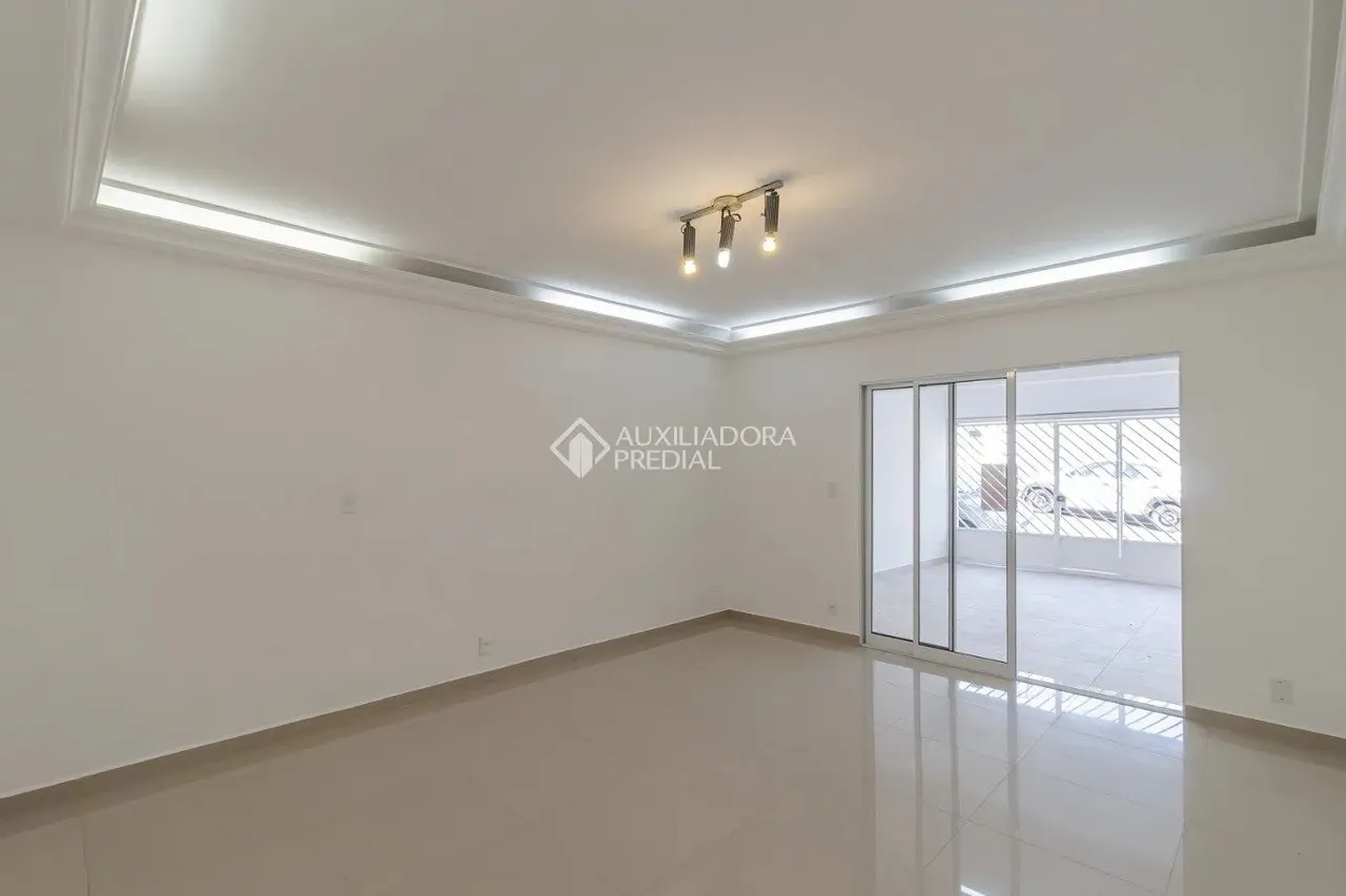 Sobrado 3 quarto(s), no bairro Planalto