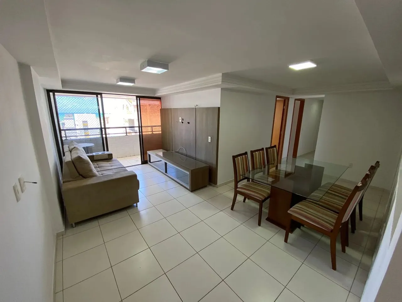 Imóvel para venda tem 106 metros quadrados com 3 quartos em João Agripino - João Pessoa -