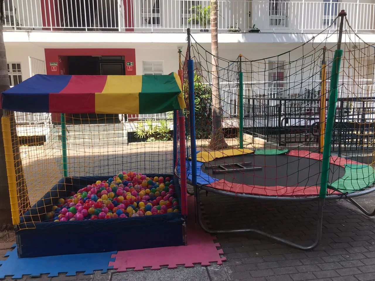 Pula pula e piscina de bolinhas para crianças - Foto 3