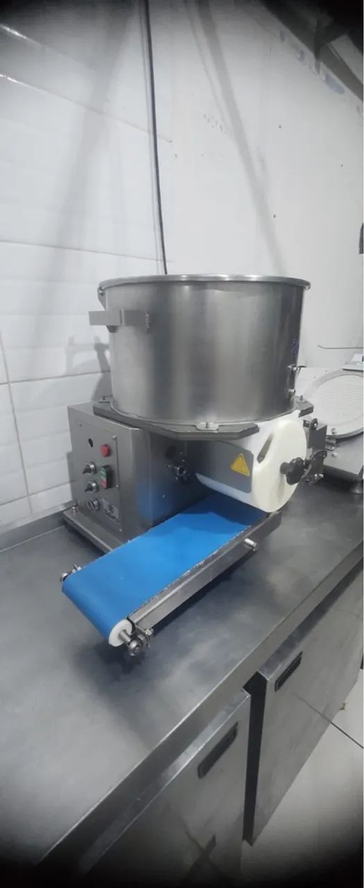 Formadora Automática de Hambúrguer CE2100 - Seleto