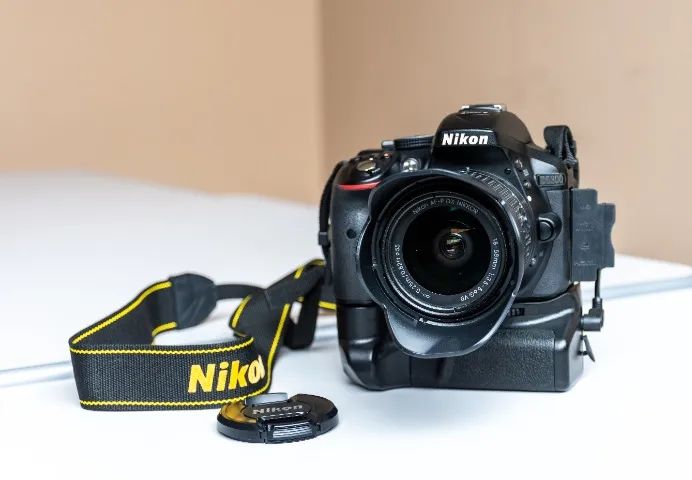 Nikon D5300 + 18-55mm Vr Ii Dslr - Foto 2