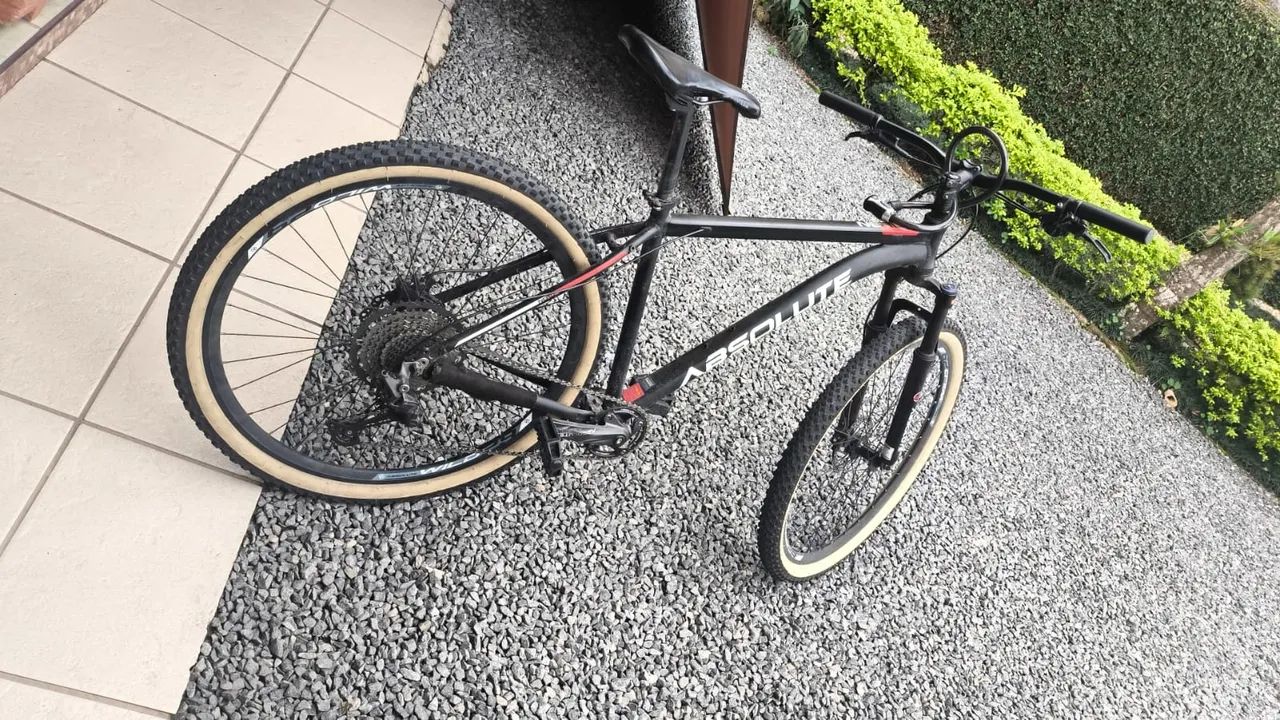 Bicicleta Absolute Nero IV64310166304257121