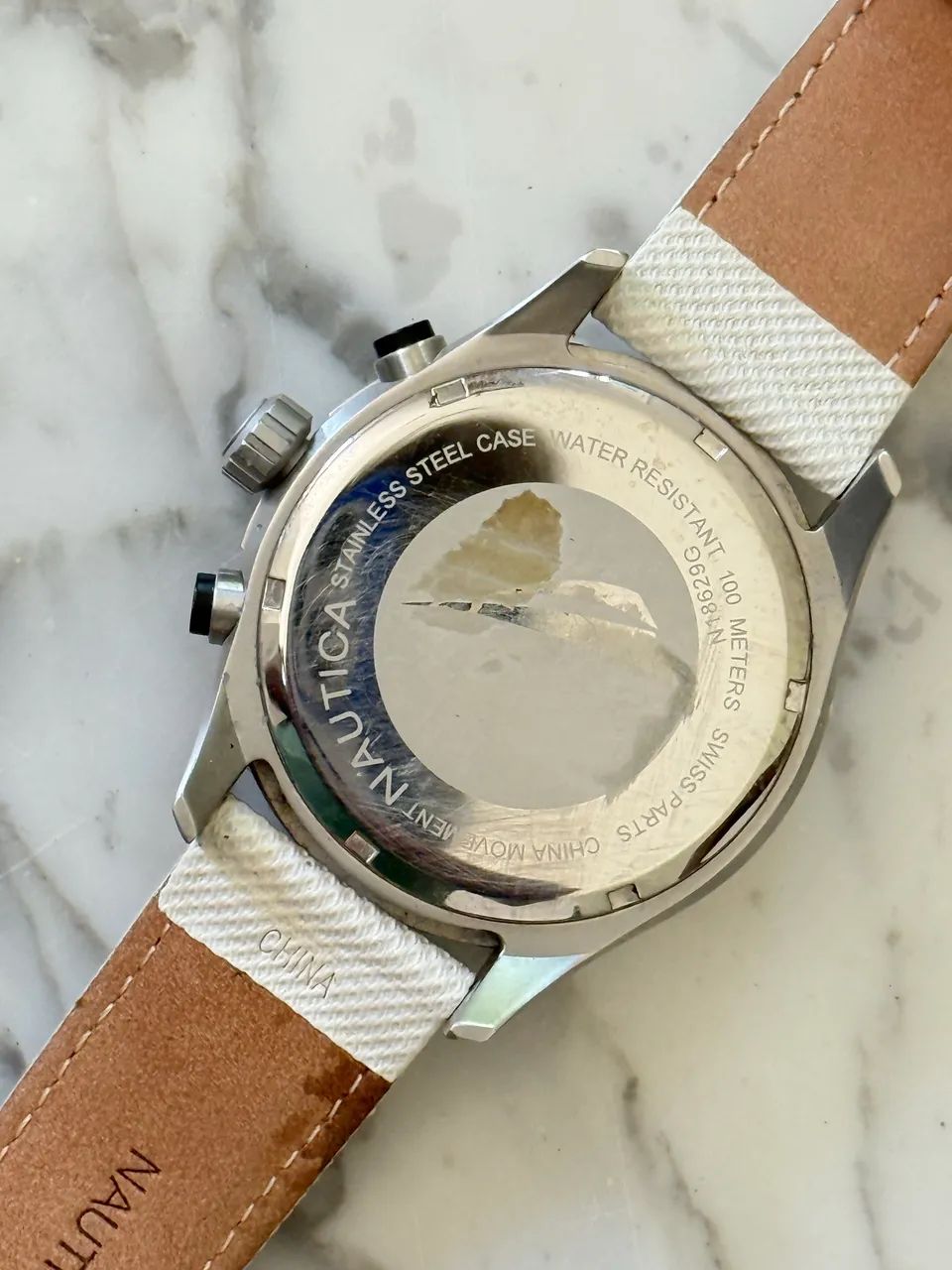 Relógio Náutica 100 m pulseira couro branca - Foto 2