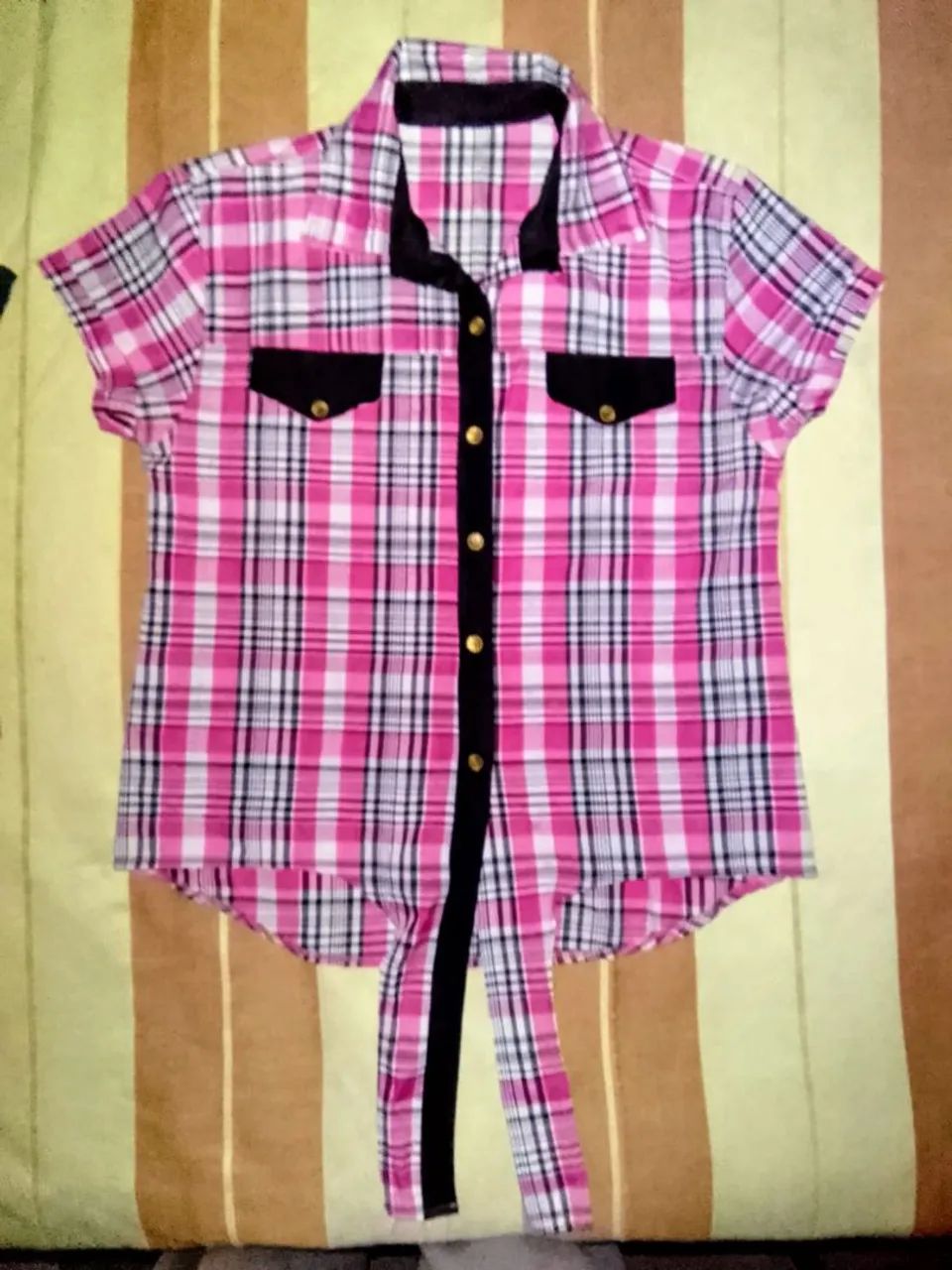 CAMISA FEM. TAM.G DE BOTÃO - Foto 3