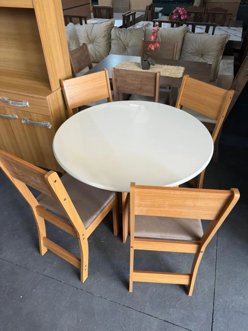Mesa com 4 cadeiras - entrego hoje  - Foto 3