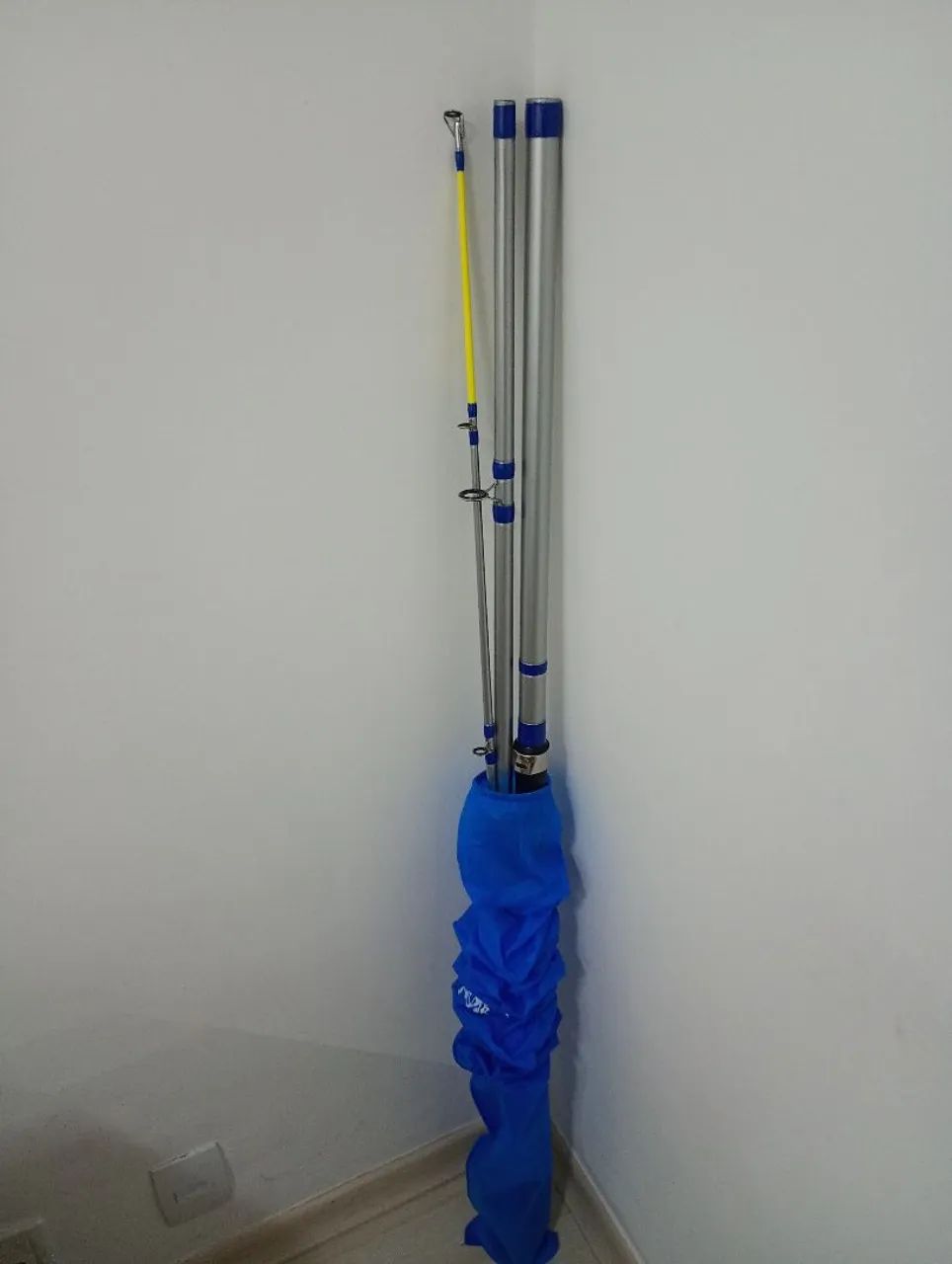 Vara de Pesca Nunca Usada com 3,90 mts - Foto 6