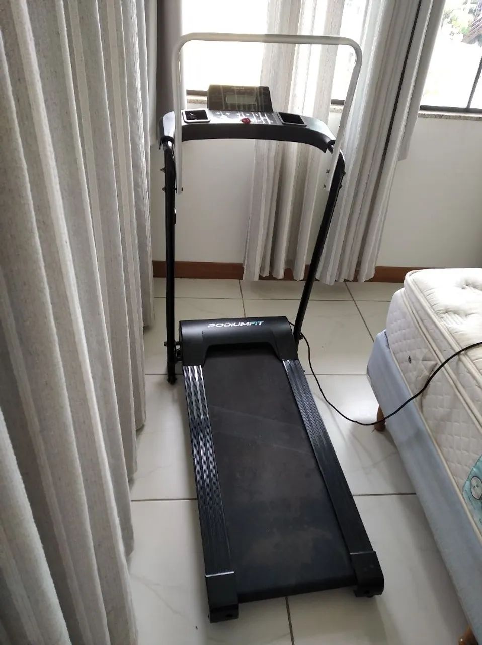 Esteira Elétrica Podium Fit - Foto 3
