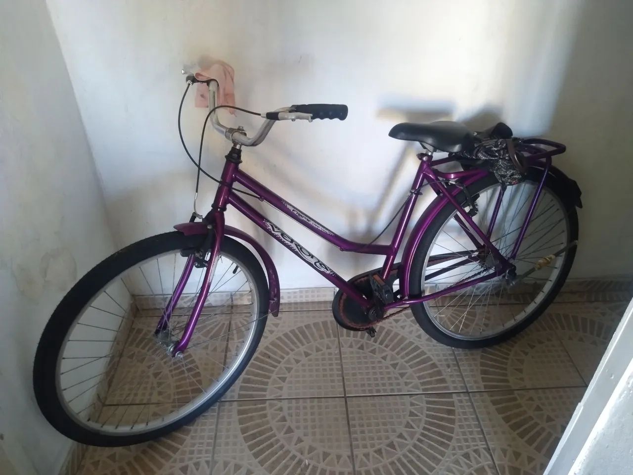 Bicicleta Aro 26 semi nova com nota fiscal 