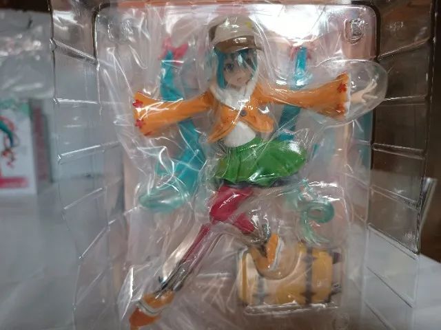 Figure Hatsune Miku Renovação Bagagem Roupas De Outono Original - Foto 3