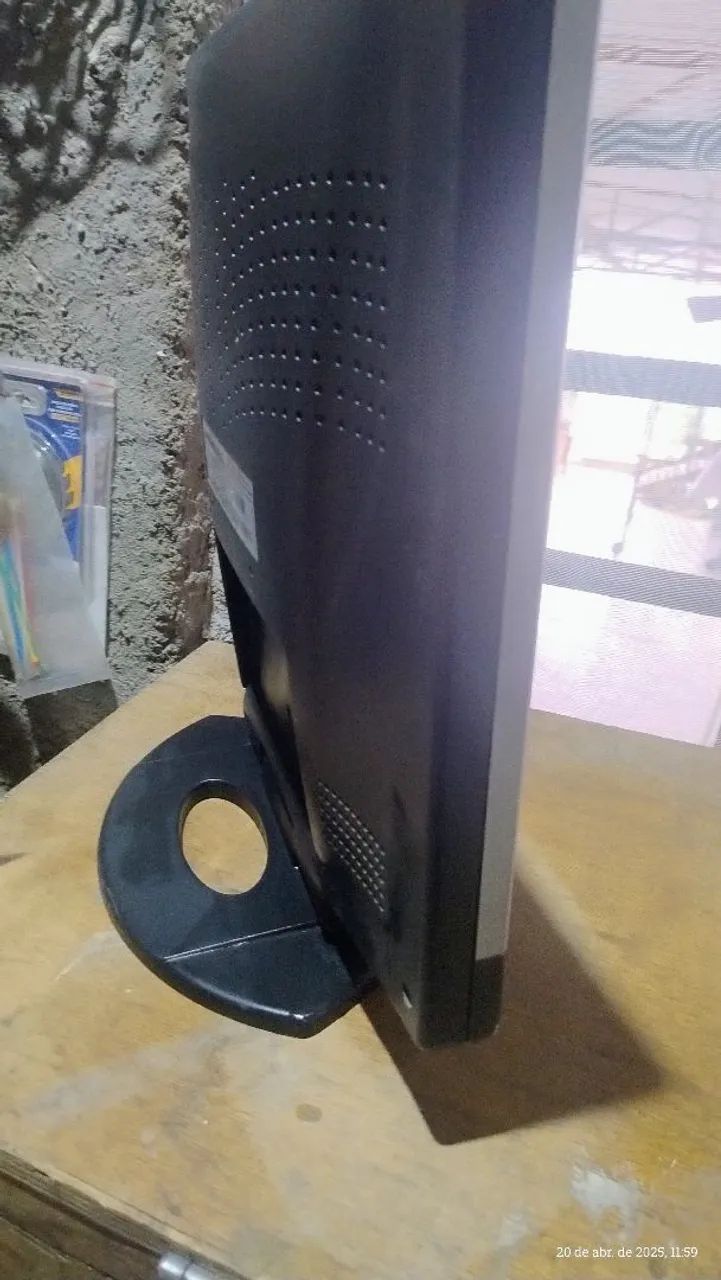 Monitor Wayte 15 polegadas - Foto 2