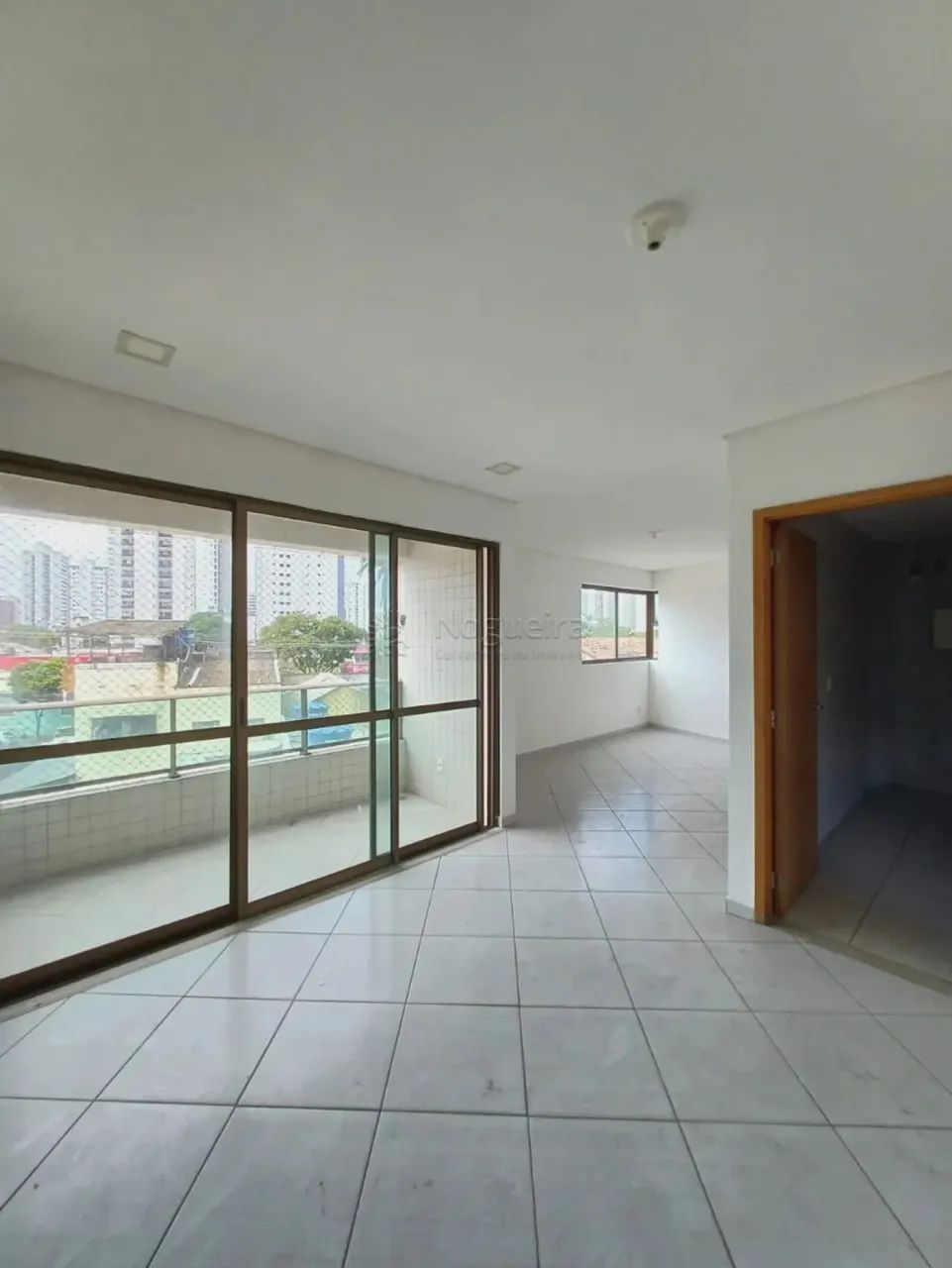 Imóvel para venda possui 90 metros quadrados com 3 quartos em Madalena - Recife - PE - Foto 2
