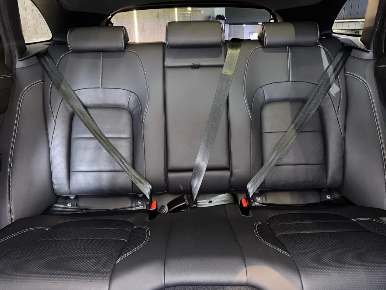 Jaguar F-Pace 2.0 P400e Phev R-Dynamic Se Awd Automático - Foto 11