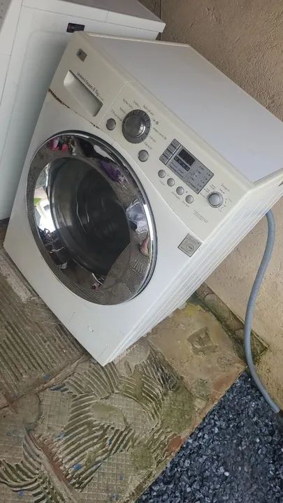 Máquina de Lavar e Secar - LG - Impecável