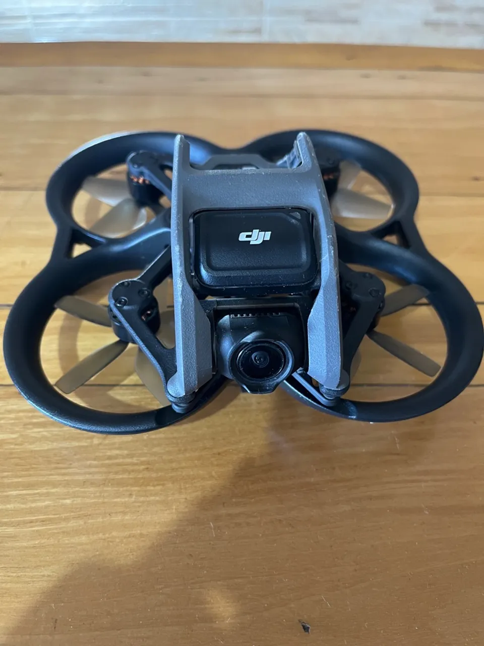 Drone DJI Avata 1 com 3 baterias