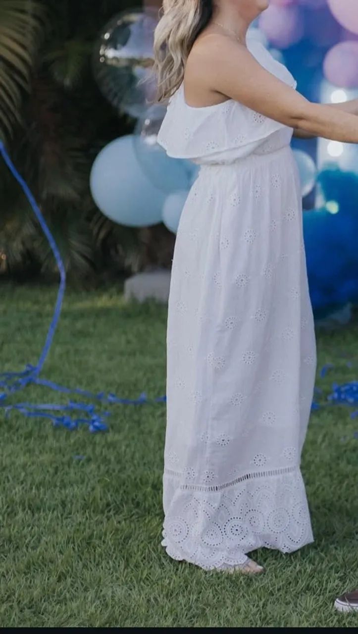 Vestido branco de renda