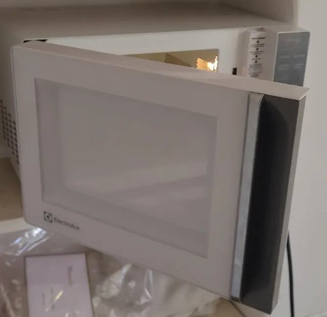 Vendo Micro-ondas Electrolux