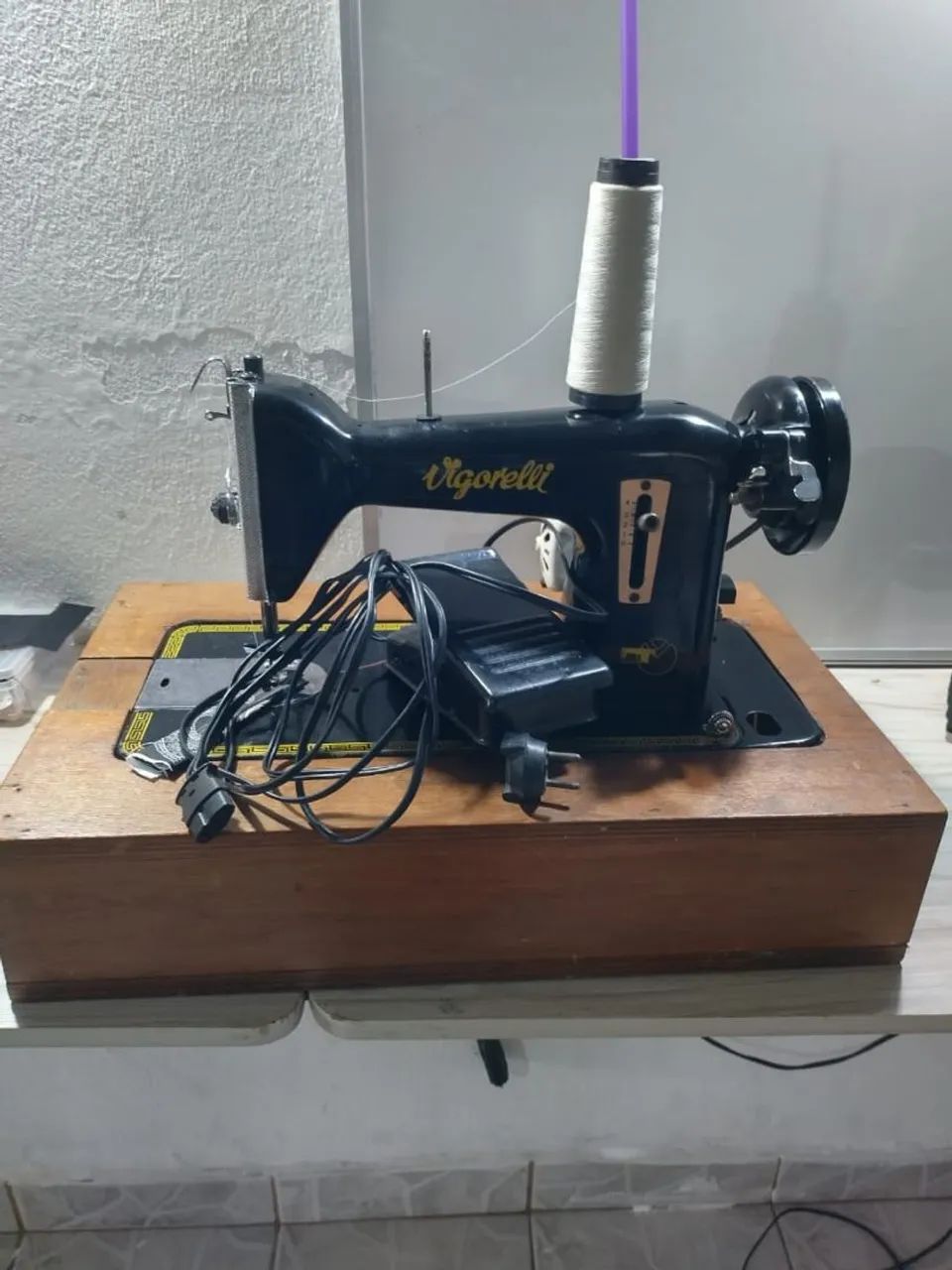 Máquina de costura Vigorelli