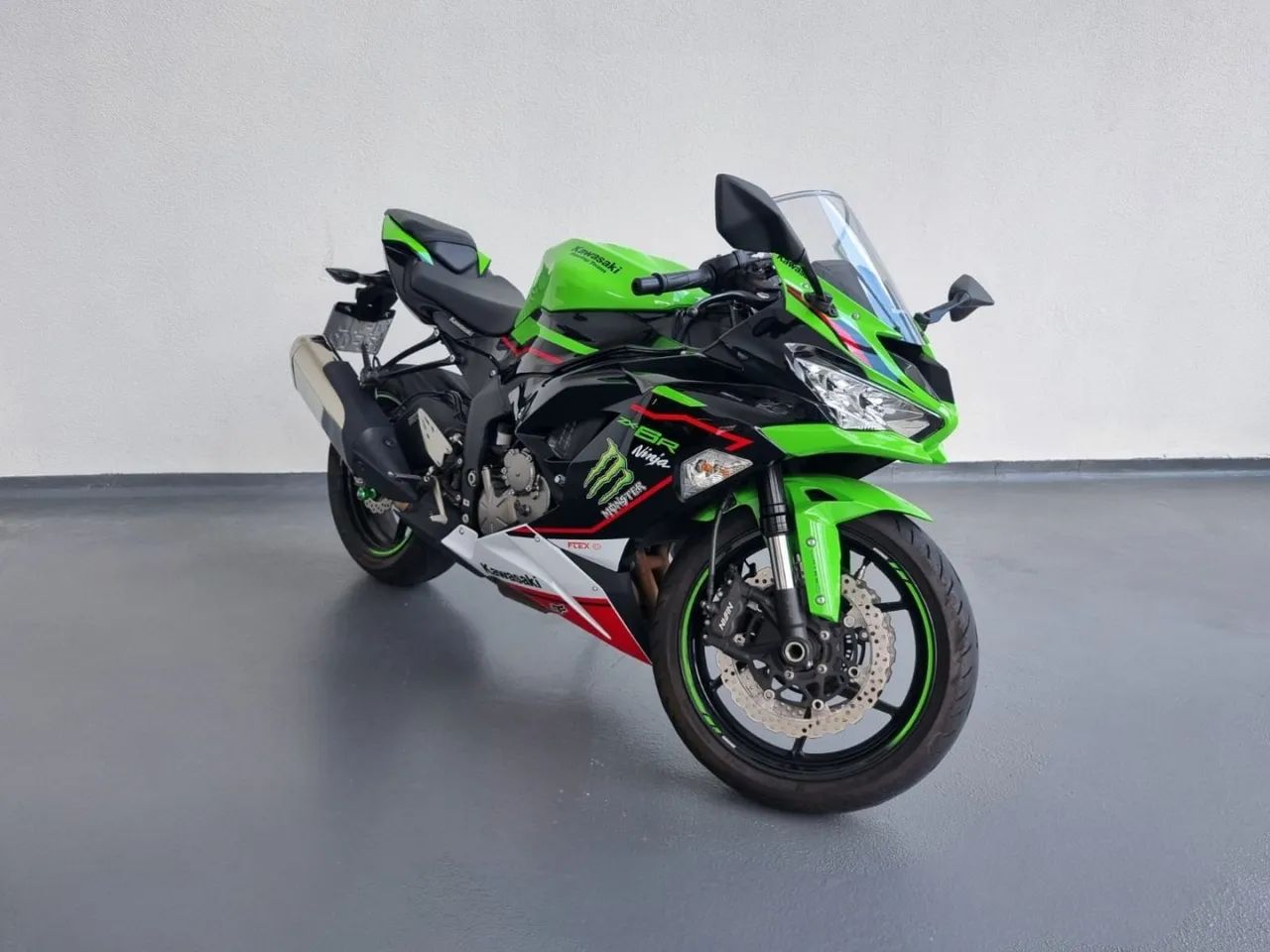 ranan　8月② Kawasaki Zx-6r 636cc 2022 - 1459337315 | OLX
