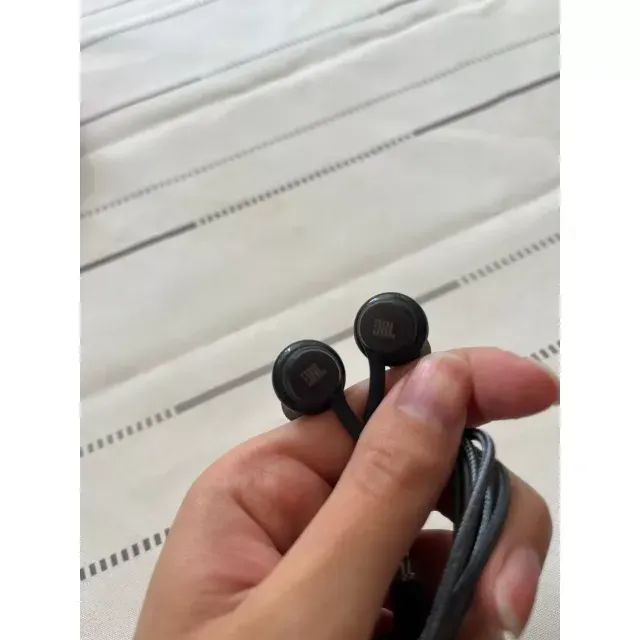 Fone Jbl com fio  - Foto 3