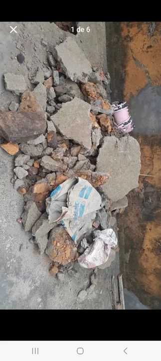 Restos de Construção - Fundação