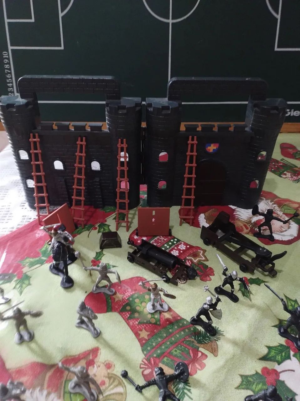 Maleta de cavaleiros de plástico  - Foto 2