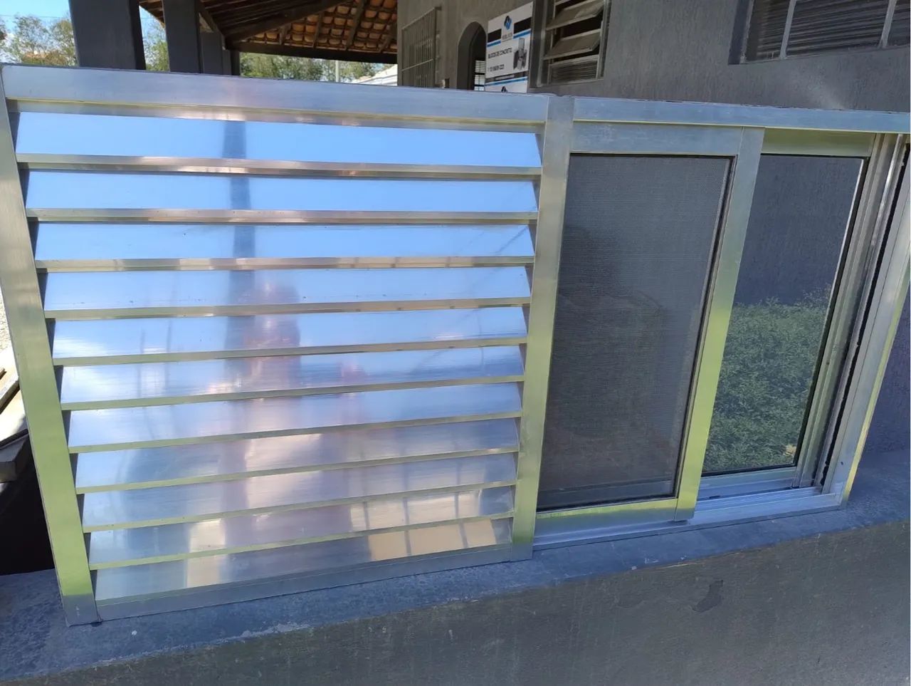 Janelas de Alumínio com venezianas - Novas - Foto 3