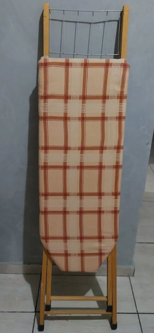 Tábua de passar roupa dobrável  - Foto 3
