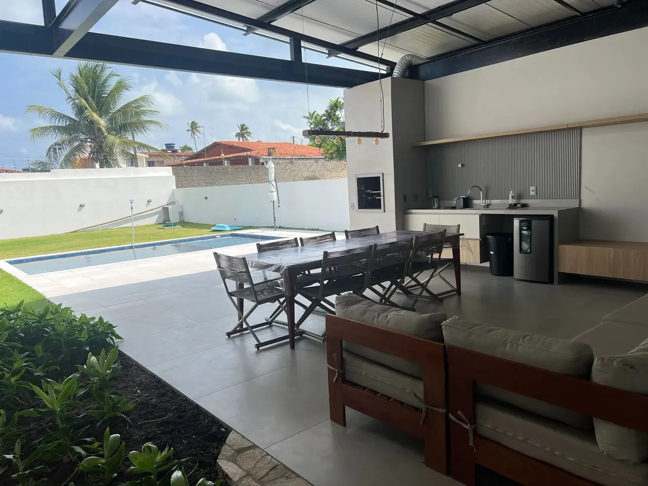 LINDA CASA ALTO PADRÃO PARA ALUGAR POR TEMPORADA NA PRAIA DE PARIPUEIRA -Maceio