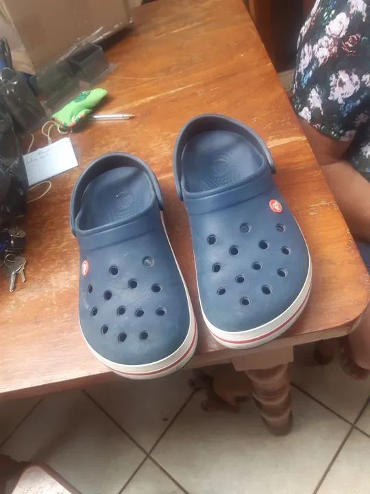 Sandalha crocs 41/42 original barato!!!