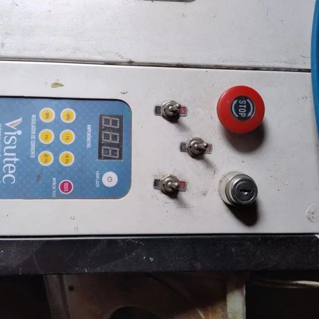 Maquina de Corte a laser e gravação Visutec 60x40 - Foto 2