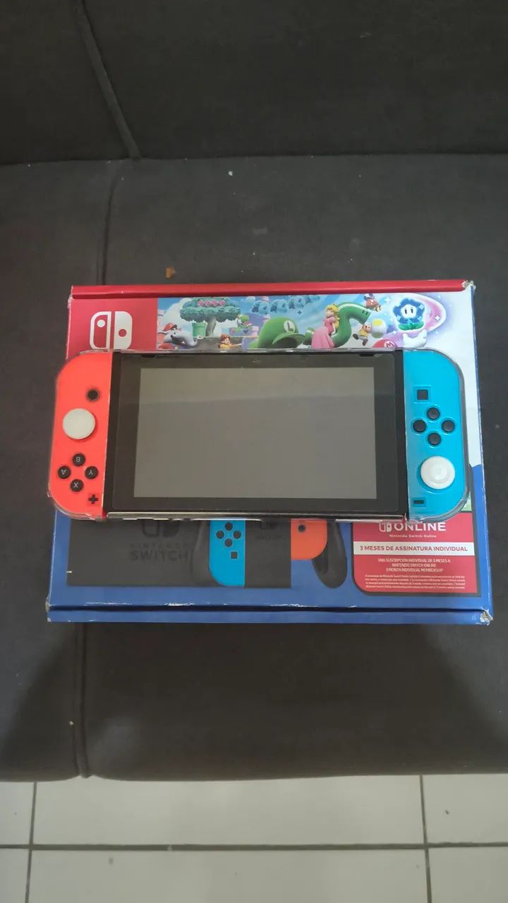 Nitendo switch V2 