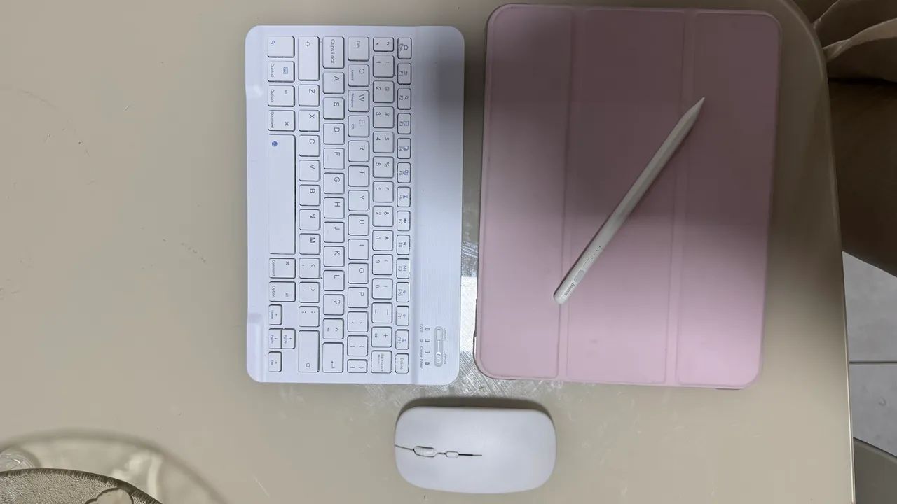 iPad 10 geração 64G, caneta baseus, telhado e mouse!  - Foto 3