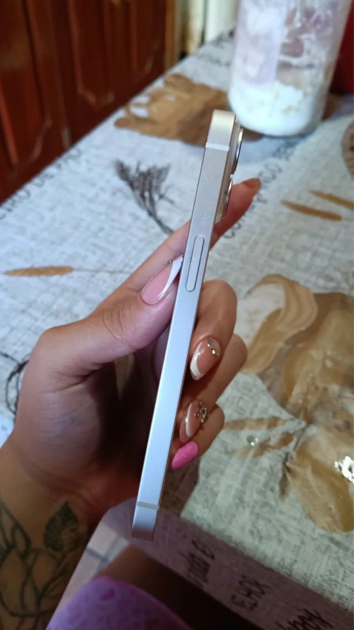 iPhone 14 - Foto 3